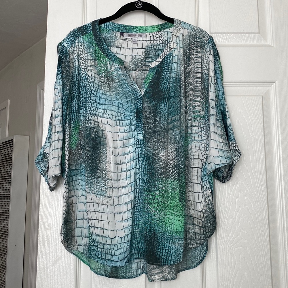 Large Jennifer Lopez Top